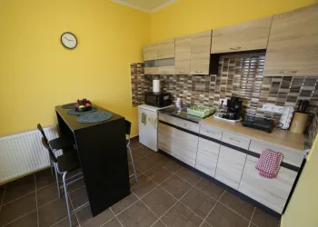 Jól felszerelt konyha - Fónagy Apartmanok és Grill Műhely