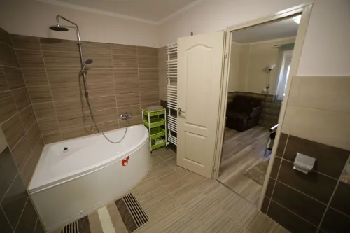 5. galéria kép Fónagy Apartmanok és Grill Műhely